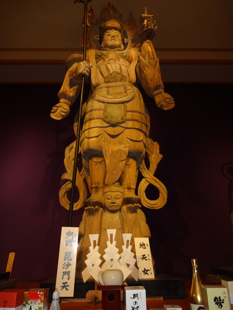 成島毘沙門天立像